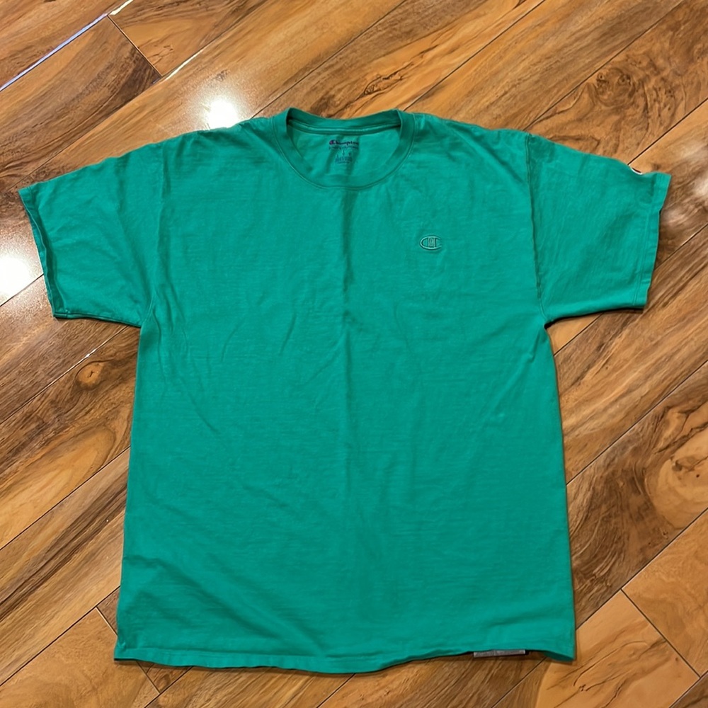 Mens large champion tshirt
